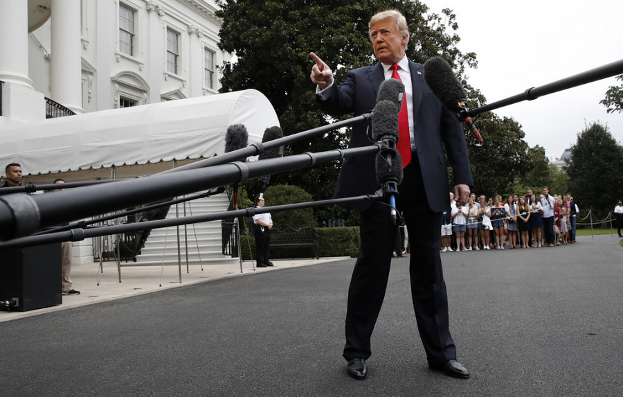 Трамп может закрыть южную границу США с помощью президентского указа Трамп может закрыть южную границу США с помощью президентского указа