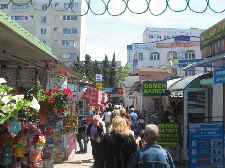 В Севастополе разжигается новый конфликт - вокруг сноса Сталинградского рынка В Севастополе разжигается новый конфликт - вокруг сноса Сталинградского рынка