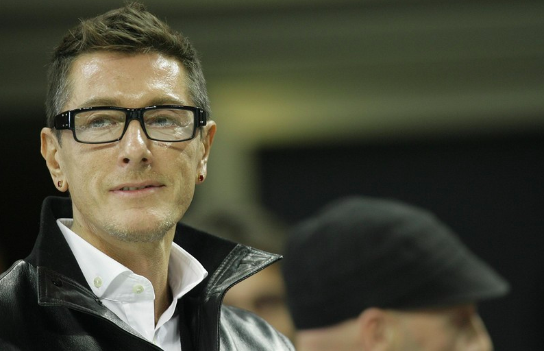 В Китае сняли с продажи марку Dolce&Gabbana из-за расистского скандала В Китае сняли с продажи марку Dolce&Gabbana из-за расистского скандала