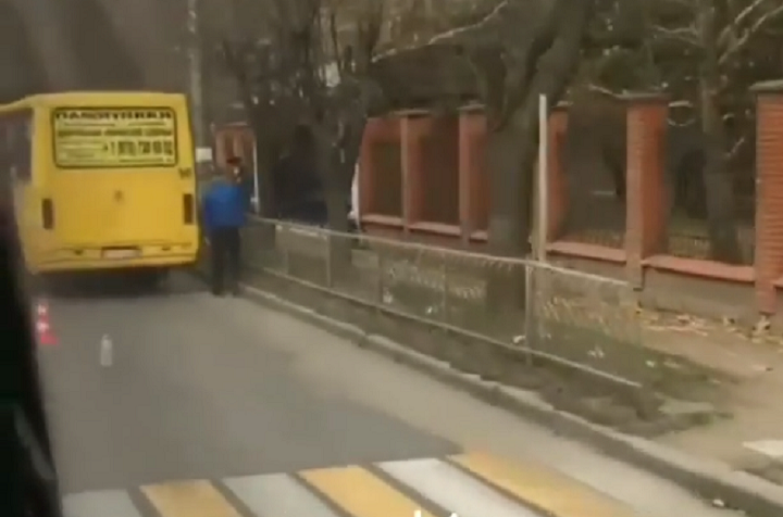 В столице Крыма пешеход поплатилась жизнью за нарушение ПДД В столице Крыма пешеход поплатилась жизнью за нарушение ПДД