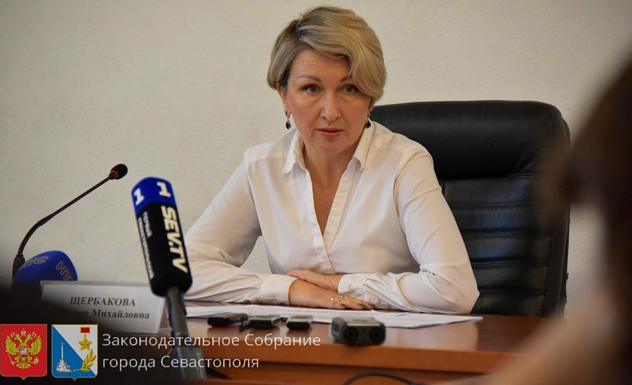 Татьяна Щербакова — о спорных цифрах, «автономности» правительства и болевых точках Севастополя Татьяна Щербакова — о спорных цифрах, «автономности» правительства и болевых точках Севастополя