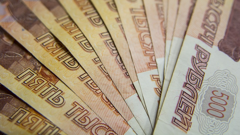 Вот какая зарплата более или менее устроила бы крымчан Вот какая зарплата более или менее устроила бы крымчан