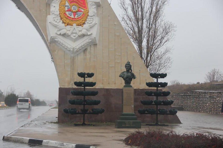 ForPost - Новости : СевСети #607. «Сбербанк» по-севастопольски и ёлки-тазики