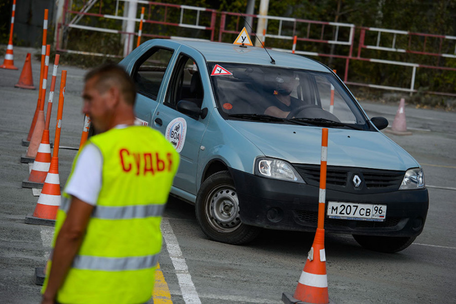 ForPost - Новости : Экзамен на водительские права в следующем году ожидает реформа