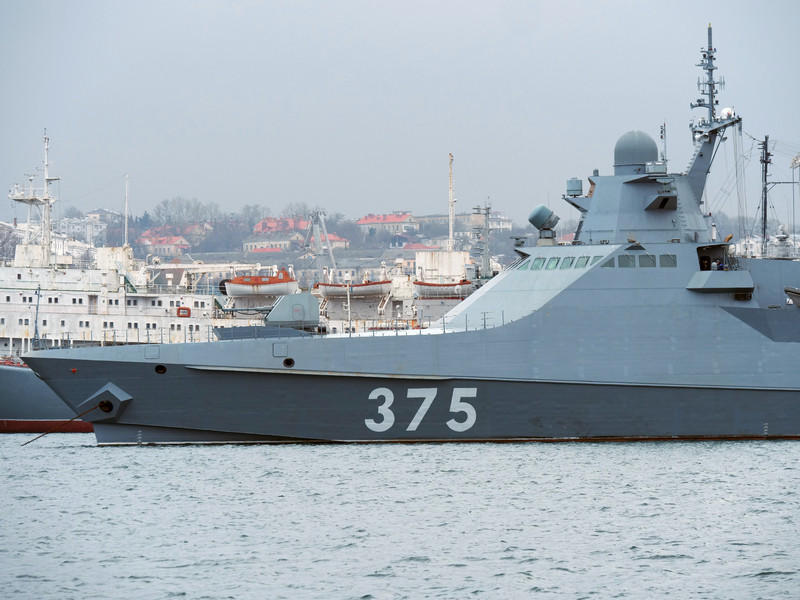 ForPost - Новости : В Севастополь зашли два новейших корабля Черноморского флота
