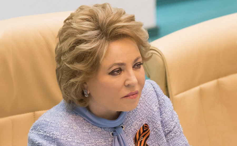 Конституция 25 лет назад вернула страну к нормальной жизни, - Матвиенко Конституция 25 лет назад вернула страну к нормальной жизни, - Матвиенко