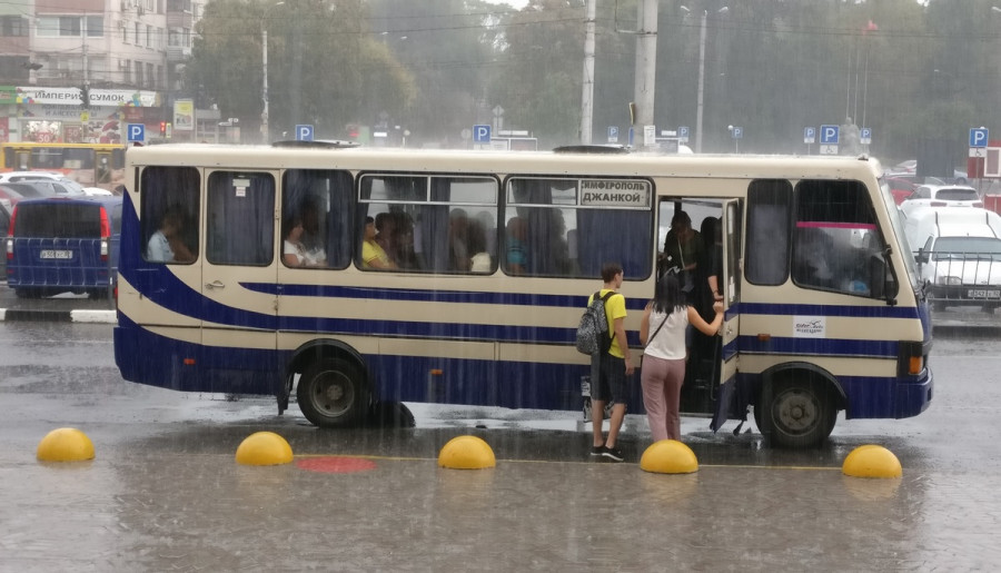 В новогодние и рождественские праздники на дороги Крыма выйдет меньше автобусов В новогодние и рождественские праздники на дороги Крыма выйдет меньше автобусов