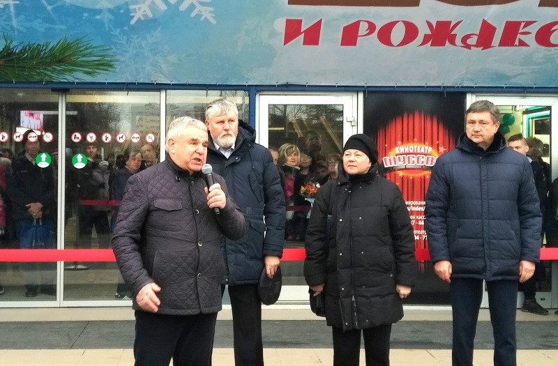 ForPost - Новости : Генерал Юрин уличил правительство Севастополя в саботаже указов Путина 