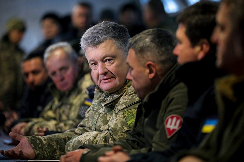 На Украине в новогоднюю ночь грозили Крыму оккупацией На Украине в новогоднюю ночь грозили Крыму оккупацией