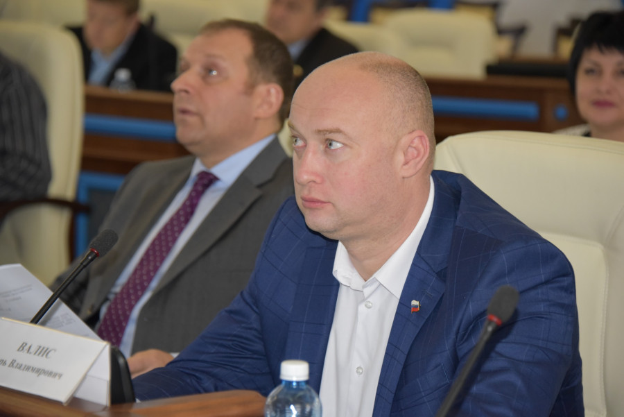 Правительство Севастополя судится с депутатом заксобрания за 5 млн Правительство Севастополя судится с депутатом заксобрания за 5 млн