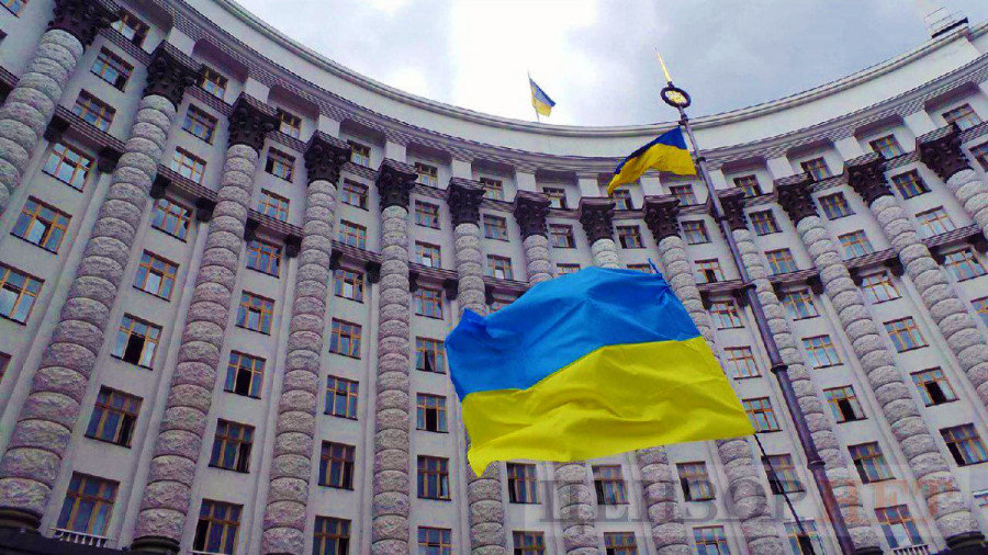 ForPost - Новости : Кабмин Украины отменит пенсии для жителей Донбасса, гастарбайтеров и перемещенных лиц