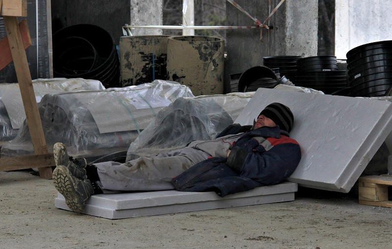 ForPost - Новости : Отравившиеся в Ялте рабочие резко выздоровели