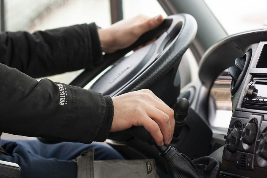 ForPost - Новости : Составлен рейтинг проблем, с которыми водители сталкиваются в дороге 