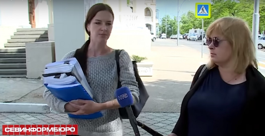 ForPost - Новости : Жительница Севастополя просит Путина защитить её семью 