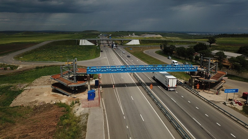 ForPost - Новости : На трассе Таврида в Крыму строят мосты с лифтами