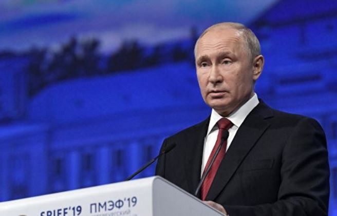 ForPost - Новости : О торговых войнах, санкциях и Зеленском: ключевые заявления Путина на ПМЭФ