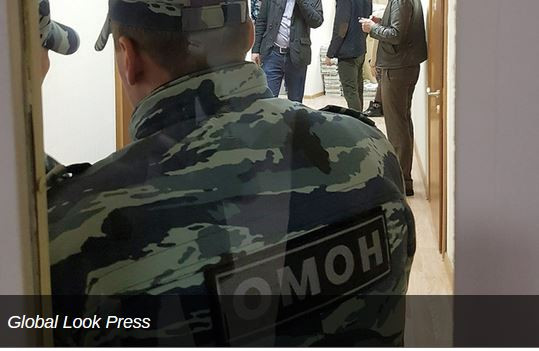ForPost - Новости : В кабинете первого вице-премьера Якутии идут обыски
