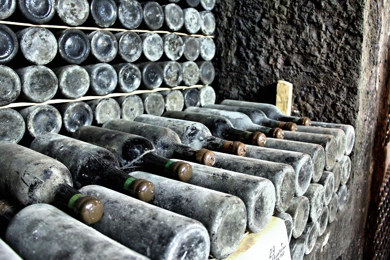 ForPost - Новости : Цвет, букет, аромат: в Крыму оценили вкус 75-летнего вина