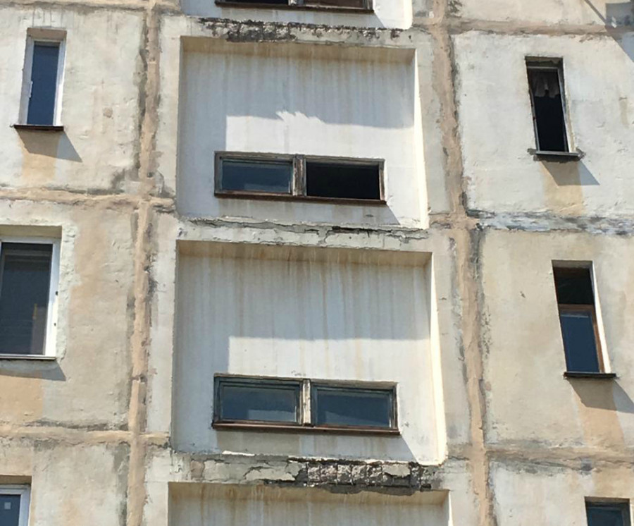 ForPost - Новости : В Севастополе жилые дома разваливаются на части