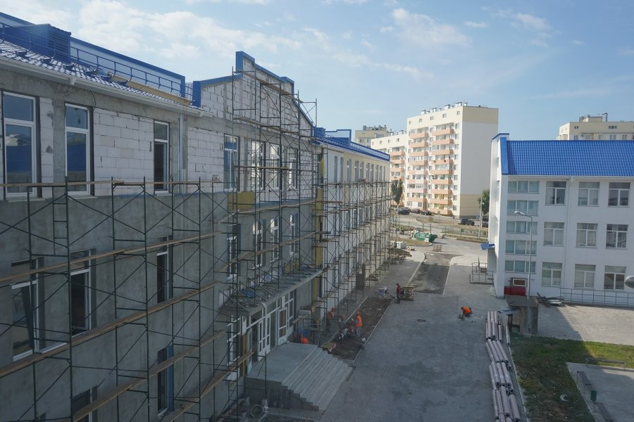 ForPost - Новости : «Там вообще ничего не происходит»: как строятся школы в Севастополе