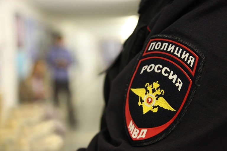 ForPost - Новости : Севастопольская студентка сходила в полицию за справкой о верности
