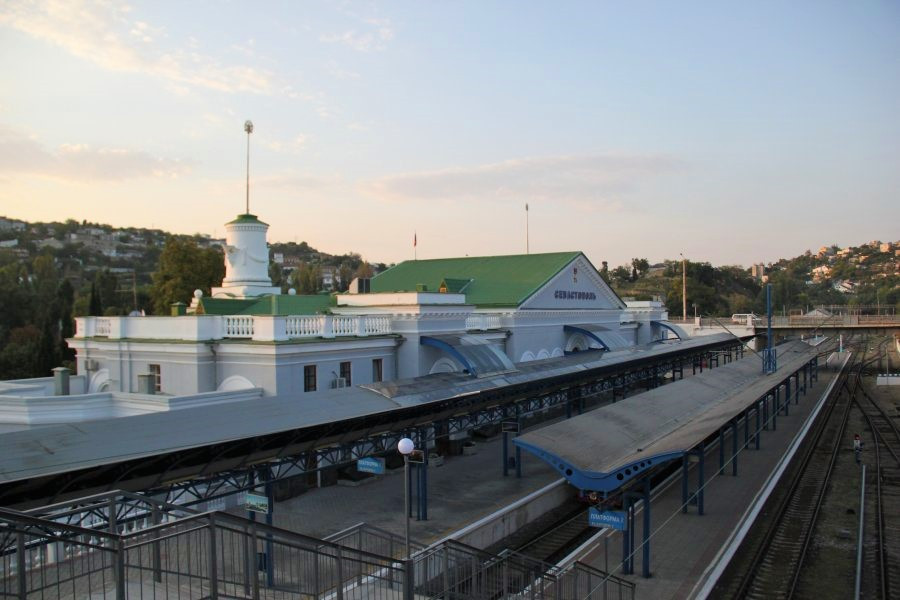 ForPost - Новости : Министр транспорта проверил Севастополь перед приходом поездов 
