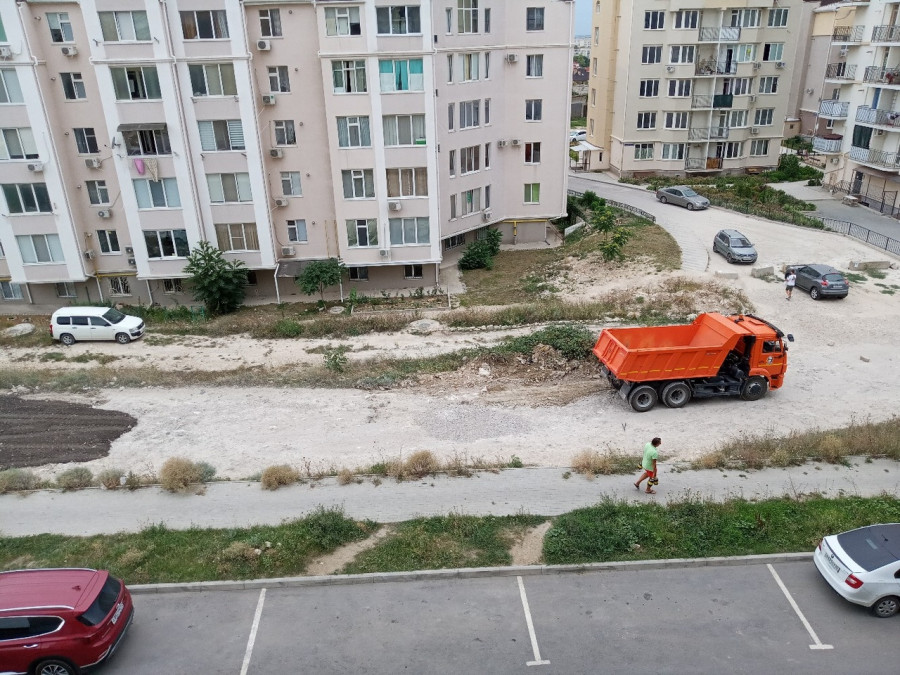 ForPost - Новости : Был похож на большую яму: на участке дороги на Шевченко заменили покрытие