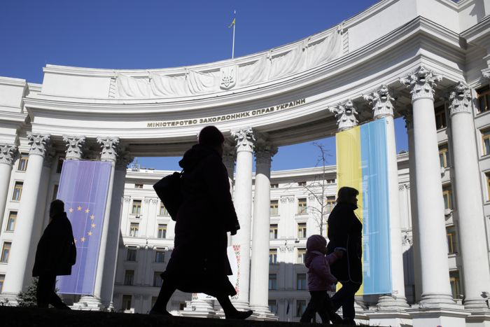 ForPost - Новости : Украина приостановила процесс расторжения двусторонних соглашений с РФ