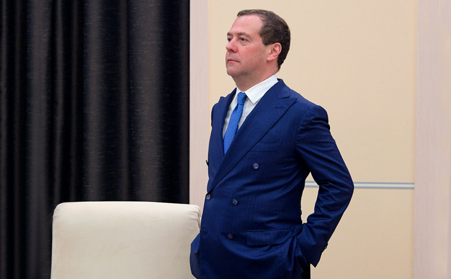ForPost - Новости : Медведев заявил, что в экономике России «все в порядке» — это же очевидно