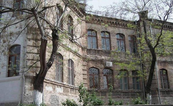 ForPost - Новости : Здание Константиновского реального училища в Севастополе будут реставрировать