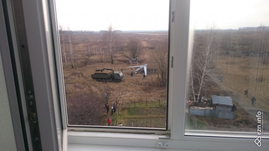 ForPost - Новости : «Чудом никто не погиб»: новейший беспилотник Минобороны срубил сосну и рухнул у многоэтажки 