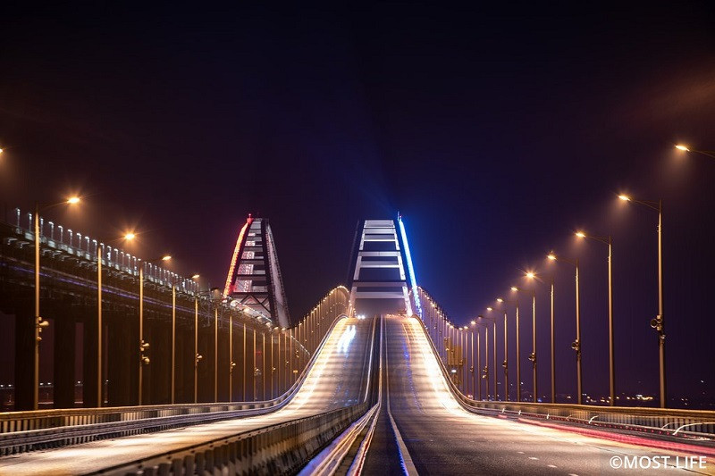 ForPost - Новости : Путин рассказал, что нужно, чтобы Крымский мост простоял века