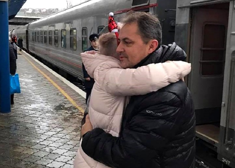 ForPost - Новости : Двое севастопольцев вернулись из украинского плена 