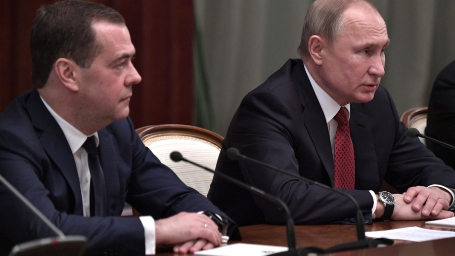 ForPost - Новости : Чтобы не мешать Путину: Медведев назвал причины отставки своего правительства