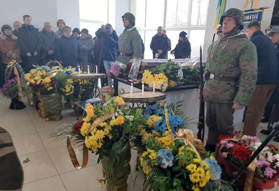 ForPost - Новости : На Украине с нацистскими почестями похоронили командира эсэсовцев