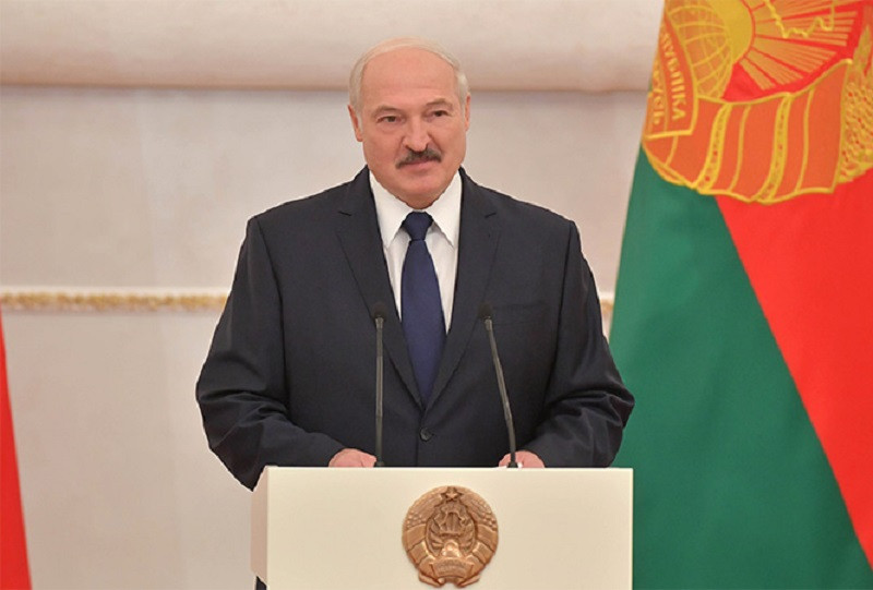 ForPost - Новости : Лукашенко призвал Москву не сдирать с него шкуру 