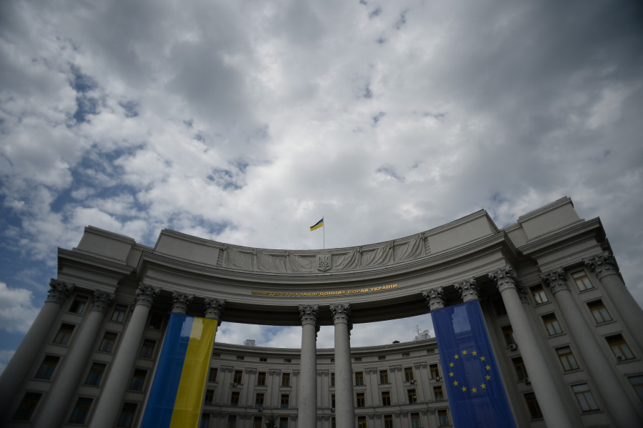 ForPost - Новости : МИД Украины изощренно попросил помощи у РФ