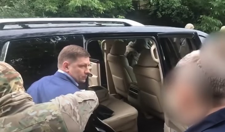 ForPost - Новости : Хабаровский губернатор задержан по подозрению в организации серии убийств
