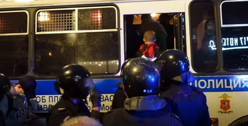 ForPost - Новости : В Москве на митинге задержаны почти 150 человек