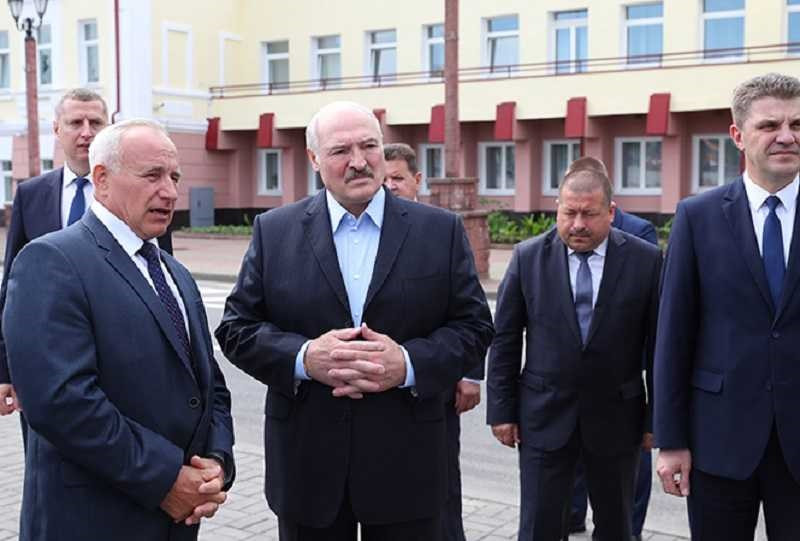 ForPost - Новости : Не отдал бы Крым, не отдаст и Белоруссию: чем закончатся протесты для Лукашенко