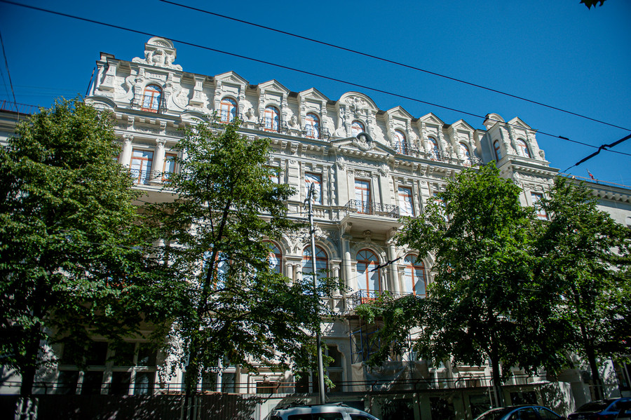 ForPost - Новости : Из-за разрыва важного контракта в центре Севастополя возник долгострой