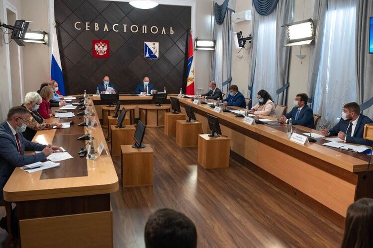 ForPost - Новости : В Севастополе создана комиссия по слушаниям и обсуждениям