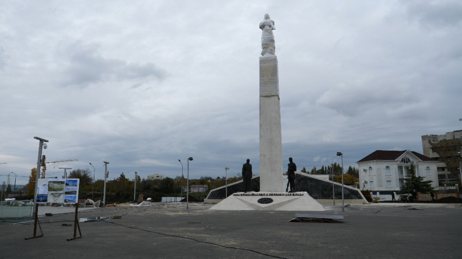 ForPost - Новости : Как сегодня выглядит памятник Примирения в Севастополе 