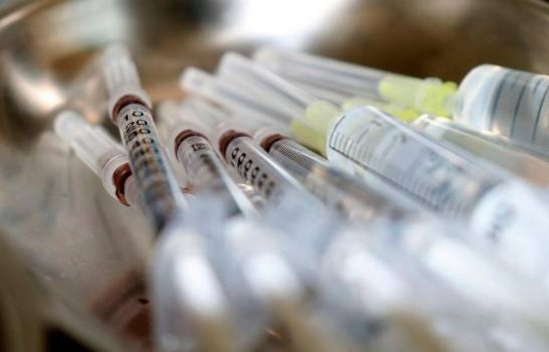 ForPost - Новости : Половина россиян «созрели» на прививку от коронавируса