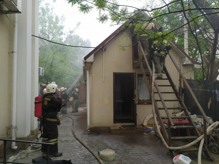 ForPost - Новости : В Севастополе загорелся храм в больнице