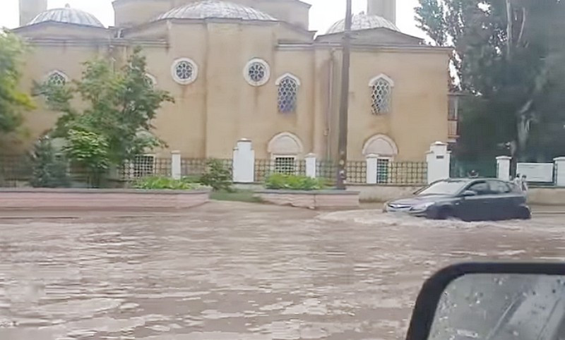 ForPost - Новости : Дождями затопило север и запад Крыма
