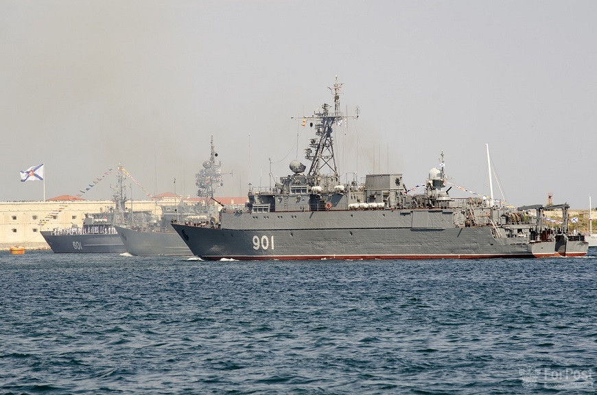 ForPost - Новости : Профессионализм и мужество: в Севастополе знают секрет непобедимости российского флота