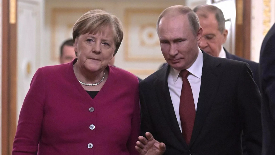 ForPost - Новости : Автор биографии Меркель рассказал о ее эмоциональных беседах с Путиным