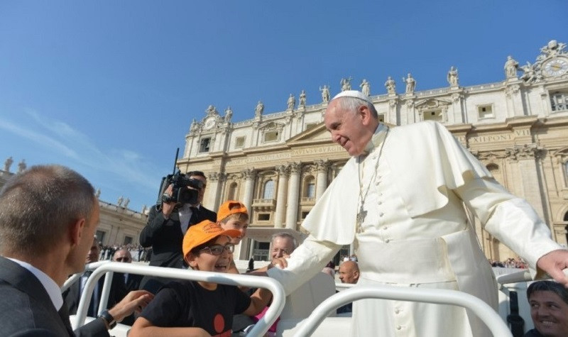 ForPost - Новости : Странный конверт с пулями расценили как угрозу папе римскому
