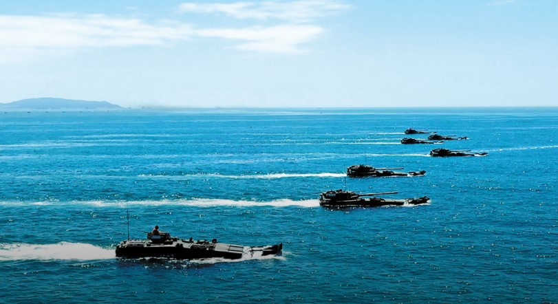 ForPost - Новости : От слов к делу: после угроз в адрес США Китай направил войска в Южно-Китайское море